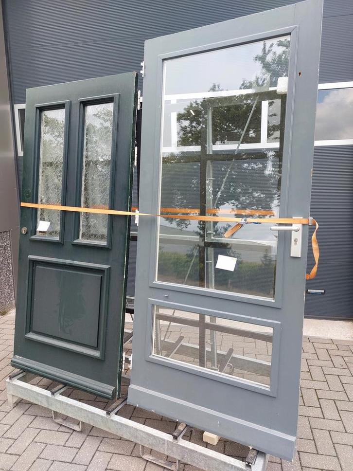 Hardhouten voordeur en achterdeur, Doe-het-zelf en Verbouw, Deuren en Horren, Gebruikt, Buitendeur, 200 tot 215 cm, 80 tot 100 cm