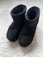 Uggs classic mini platvorm zwart 40, Ophalen of Verzenden, Zo goed als nieuw, Zwart