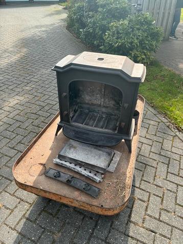 Houtkachel 8 kw gietzijzer beschikbaar voor biedingen