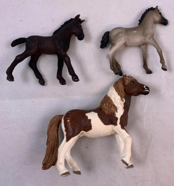 Schleich paarden 3x paard pony hengst Lipizzaner veulen set, Verzamelen, Dierenverzamelingen, Zo goed als nieuw, Opgezet dier