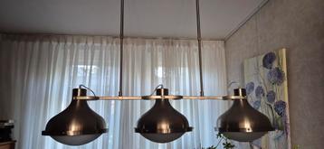 Hanglamp met Drie Lampen beschikbaar voor biedingen
