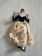 Marín Chiclana brand, regional Mallorcan doll model, Verzamelen, Zo goed als nieuw, Verzenden