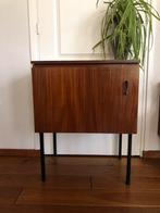 Vintage Nachtkastje/Kastje Jaren 60, Huis en Inrichting, Slaapkamer | Nachtkastjes, Gebruikt, Minder dan 45 cm, Hout, 55 tot 70 cm