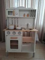 Speelkeuken van New Classic Toys met kookgeluid, Kinderen en Baby's, Speelgoed | Houten speelgoed, Ophalen, Gebruikt, Meubelstuk of Keukentje
