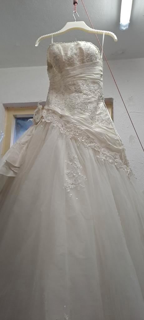 Restant trouwjurken,bolero trouwjas., Kleding | Dames, Trouwkleding en Trouwaccessoires, Nieuw, Trouwjurk, Ophalen of Verzenden