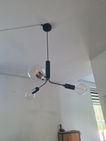 Overcompleet: superleuke hanglamp 1 jaar oud beschikbaar voor biedingen