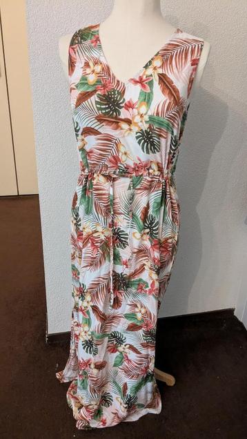 Lange bloemjurk - Vero Moda - L  beschikbaar voor biedingen