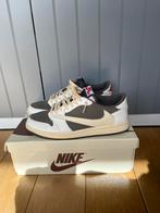 Air Jordan 1 Low Travis Scott Reverse Mocha – maat 44, Kleding | Heren, Schoenen, Overige kleuren, Ophalen of Verzenden, Sneakers of Gympen