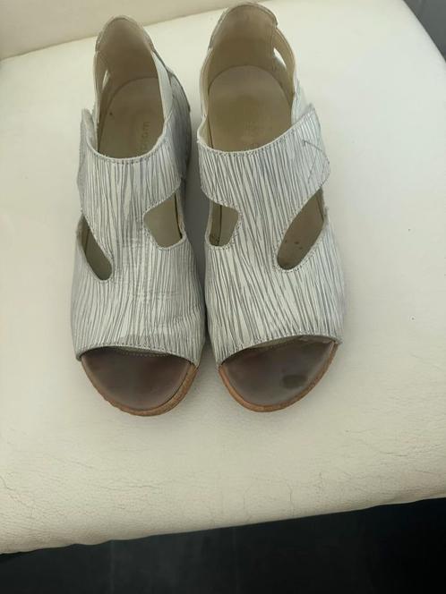 Waldlaufer schoenen met klittenband maat 37,5, Kleding | Dames, Schoenen, Zo goed als nieuw, Verzenden