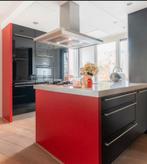 Keuken met (deels vernieuwd in 2022) inbouwapparatuur, Huis en Inrichting, Ophalen, Gebruikt, Zwart, Graniet of Steen