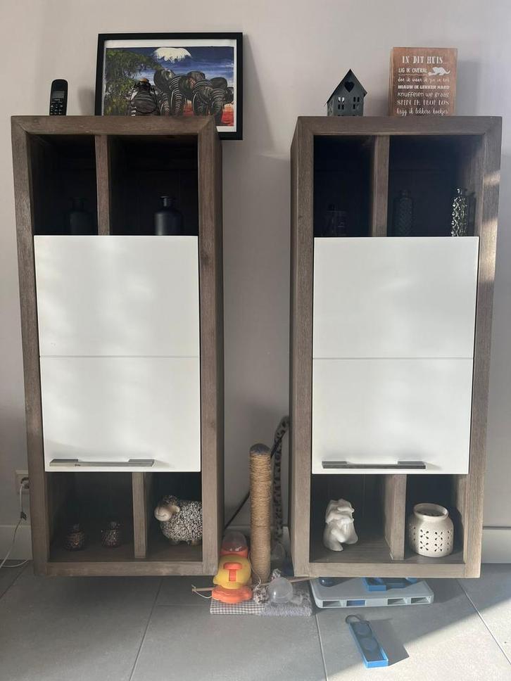 Twee mooie wandkastjes, Huis en Inrichting, Kasten | Wandmeubels, Zo goed als nieuw, 100 tot 150 cm, Minder dan 150 cm, 25 tot 50 cm