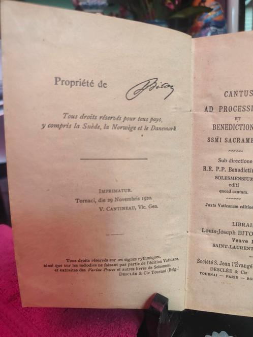 Gregorian Chant Processions Benediction Latin Liturgy, Antiek en Kunst, Antiek | Boeken en Bijbels, Verzenden
