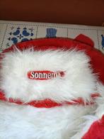 Mooie Sonnema Beerenburg rood met witte muts, Ophalen of Verzenden, Zo goed als nieuw, Gebruiksvoorwerp