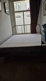 Ikea bed metaal 160x200 met lattenbodem en matras, Gebruikt, Zwart, Tweepersoons, Ophalen of Verzenden