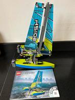 Lego Technic Catamaran 42105, Kinderen en Baby's, Speelgoed | Duplo en Lego, Ophalen of Verzenden, Zo goed als nieuw