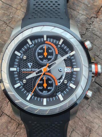Veloci Tech Chronograph Polshorloge beschikbaar voor biedingen
