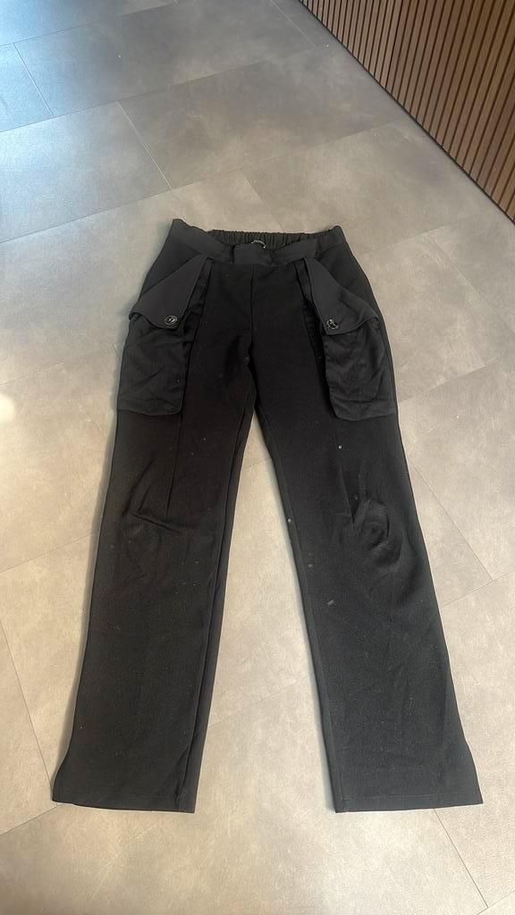 Zara Pantalon – Met Zakken – Maat S, Kleding | Dames, Broeken en Pantalons, Zo goed als nieuw, Ophalen of Verzenden