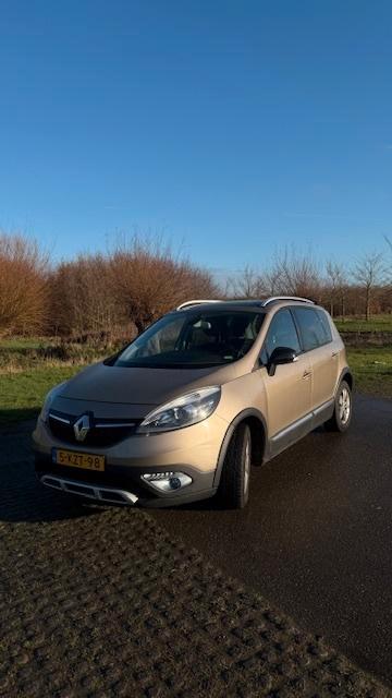 Renault Scénic Xmod TCE 115 Bose 39500KM Perfect Onderhouden, Auto's, Renault, Particulier, Scénic, ABS, Airbags, Airconditioning