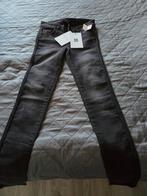 Spijkerbroek Nikkie nieuw, Ophalen, Nieuw, Blauw, W27 (confectie 34) of kleiner