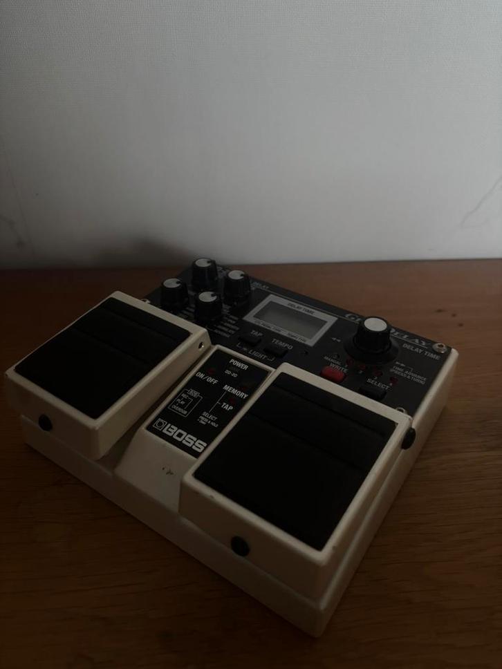 Boss DD20 Giga Delay pedaal, Muziek en Instrumenten, Effecten, Zo goed als nieuw, Delay of Echo, Ophalen of Verzenden