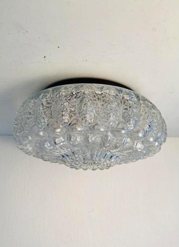 Relief glazen plafondlamp , 2 in voorraad beschikbaar voor biedingen