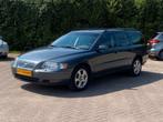 Volvo V70 2.5T AWD 5 speed Youngtimer (bj 2005), Gebruikt, Zwart, Leder en Stof, 2521 cc