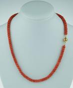 Kaasjes bloedkoraal ketting vintage dame magneet slot zilver, Ophalen of Verzenden, Zilver, Ketting, Met edelsteen