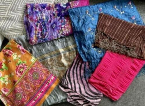 Prachtig set van 7 shawls / omslagdoeken (zie omschrijving), Kleding | Dames, Mutsen, Sjaals en Handschoenen, Zo goed als nieuw