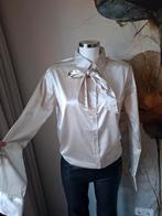 Blouse Est'Seven maten xl,xxl glanzend met strik off white, EST'SEVEN, Ophalen of Verzenden, Nieuw, Maat 46/48 (XL) of groter