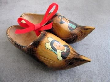 Klompjes - Souvenir uit Bretagne - klompen - jaren 70 beschikbaar voor biedingen