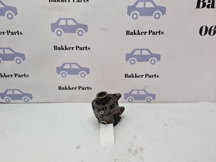 Dynamo van een Ford Fiesta, Auto-onderdelen, Motor en Toebehoren, Ford, Gebruikt, 3 maanden garantie