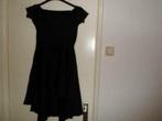 Mooi nieuw zwart jurkje maat S,, Kleding | Dames, Jurken, Zwart, Nieuw, Ophalen of Verzenden, Knielengte
