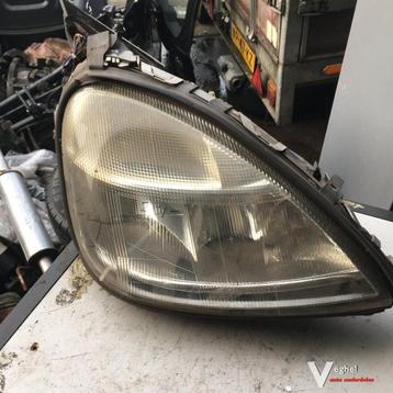 Mercedes A140  5drs  1998 Koplamp Rechts beschikbaar voor biedingen