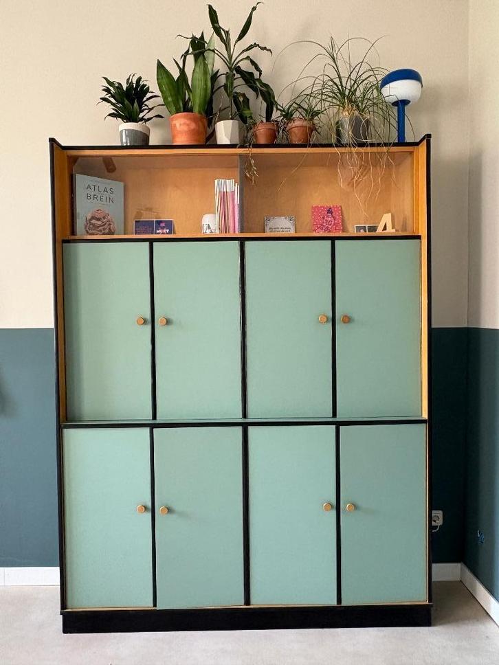 Industriële vintage schoolkast een echte eyecatcher, Huis en Inrichting, Kasten | Kledingkasten, Gebruikt, 200 cm of meer, 150 tot 200 cm