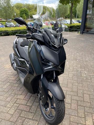 YAMAHA X-MAX 300 ABS TECH MAX X MAX 2024 BTW MOTOR NIEUWSTAA beschikbaar voor biedingen