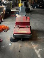 Veegmachines niet nieuw maar netjes werkend, Tuin en Terras, Veegmachines, Ophalen, Zo goed als nieuw