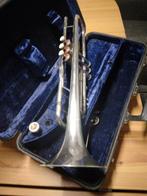 Trompet lark, Muziek en Instrumenten, Ophalen, Zo goed als nieuw, Bes-trompet, Met koffer