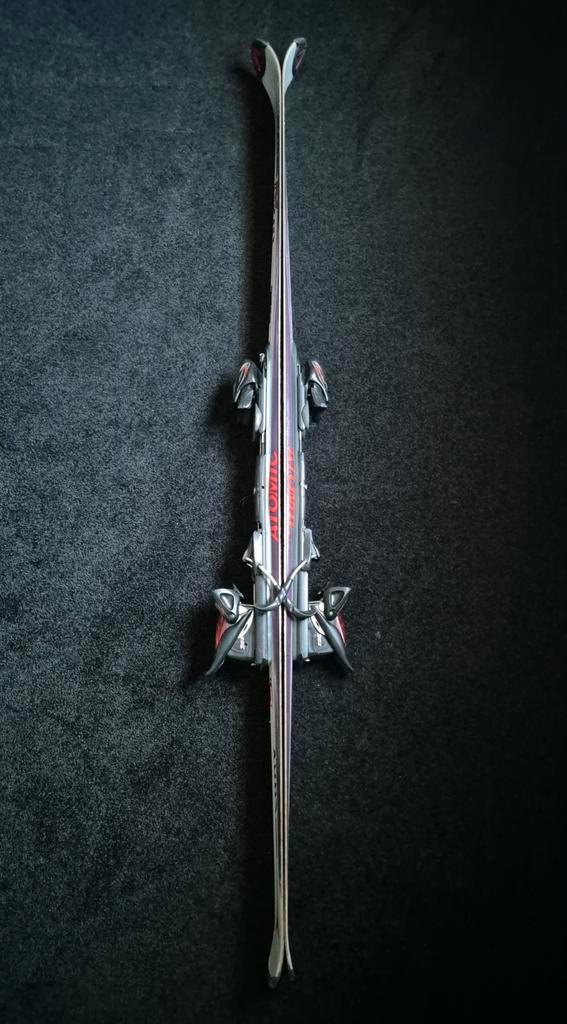 Atomic Ski's 9-20 Beta Carv + Stokken, Sport en Fitness, Skiën en Langlaufen, Gebruikt, Ski's, Skiën, Atomic, Carve, 160 tot 180 cm