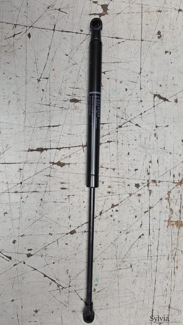 Gasdemper gasveer voor achterklep BMW 4 serie F32 F82 + LCi  beschikbaar voor biedingen