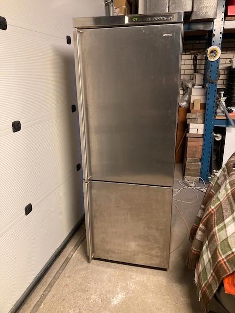 Koelkast  koelvriescombinatie no frost Smeg, Witgoed en Apparatuur, Koelkasten en IJskasten, Gebruikt, Met aparte vriezer, 200 liter of meer