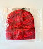 Nike x Supreme Beanie - Rood, Kleding | Heren, Mutsen, Sjaals en Handschoenen, Ophalen, Nieuw, Overige maten, Muts
