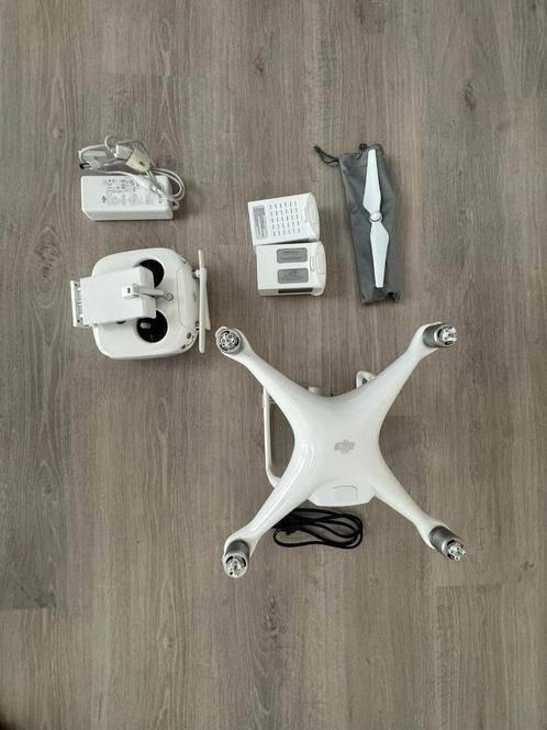DJI Phantom 4 met 3 accu's!, Audio, Tv en Foto, Drones, Gebruikt, Drone met camera, Ophalen of Verzenden