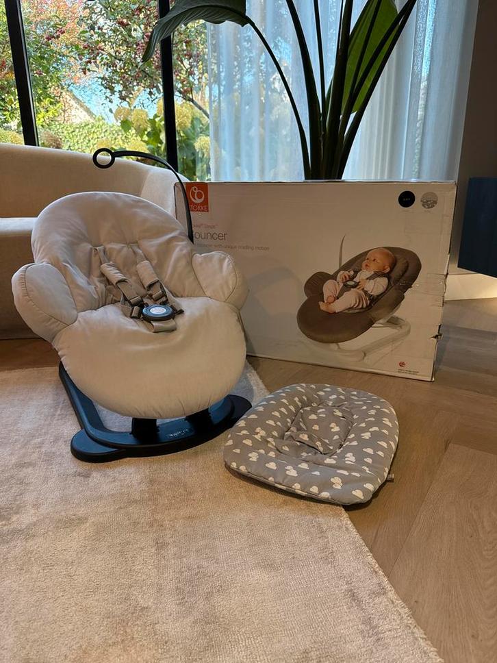 Stokke Steps Bouncer – Zwart Frame | Grijs Kussen, Kinderen en Baby's, Wipstoeltjes, Zo goed als nieuw, Ophalen of Verzenden