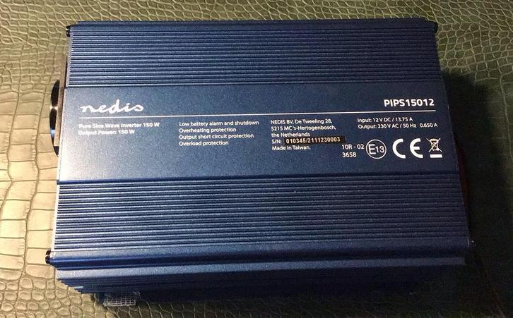 Spanningsomvormer Nedis 150W Zuivere sinusomvormer, Caravans en Kamperen, Camper-accessoires, Zo goed als nieuw, Ophalen