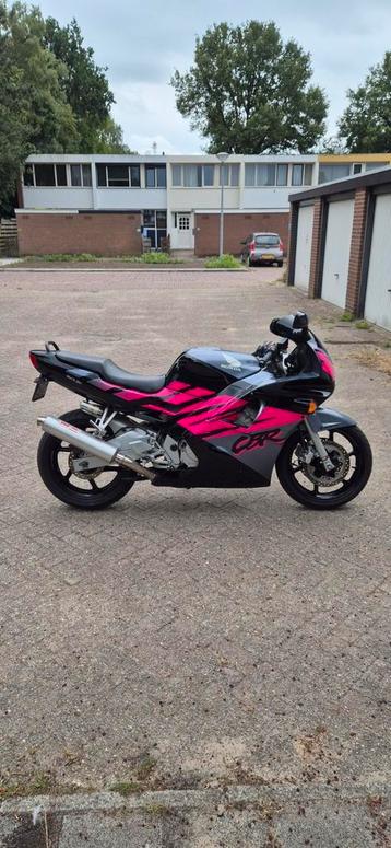 Honda cbr600 f beschikbaar voor biedingen