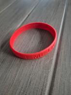 GEVRAAGD Polsband LET ME LIVE, Ophalen of Verzenden, Zo goed als nieuw, Oranje, Elastiek