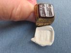 Oude vergulde ring met antieke glas gem - bodemvondst, Sieraden, Tassen en Uiterlijk, Ringen, Gebruikt, Ophalen of Verzenden, Dame of Heer