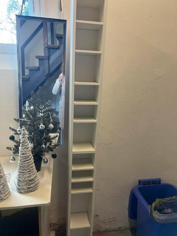 Cd kastje ikea beschikbaar voor biedingen