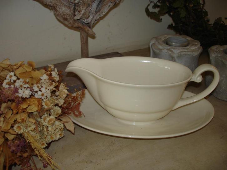 Sauskom / juskom / sauciere van petrus regout 1941., Antiek en Kunst, Antiek | Servies los, Ophalen