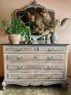 Antieke Franse commode met een donker blad van, Huis en Inrichting, Kasten | Ladekasten, Ophalen, Gebruikt, 100 tot 150 cm, 5 laden of meer